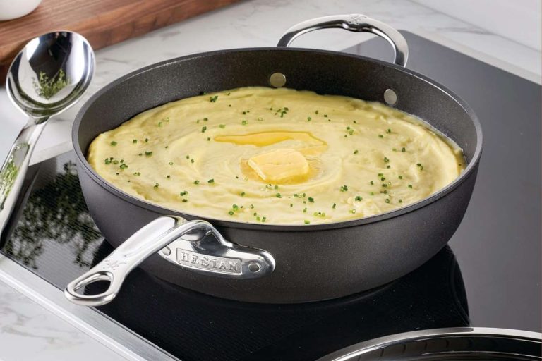 How To Use Your Cast-Iron Skillet Like A Nonstick Pan