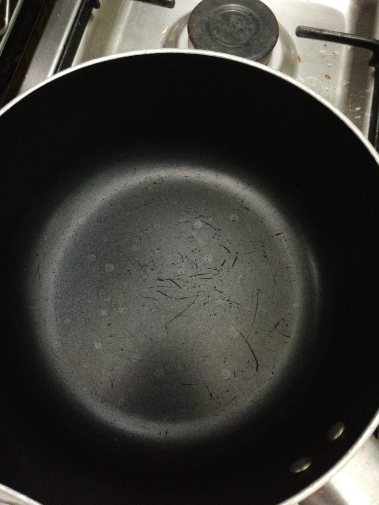 Does Scratched Teflon Cause Cancer