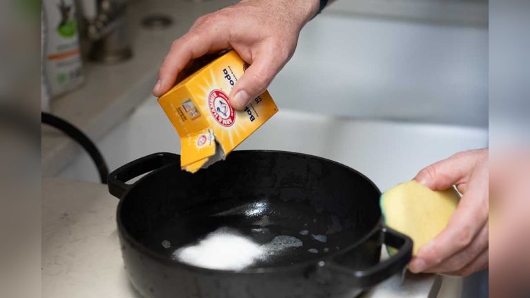 How to Clean Cast Iron With Baking Soda